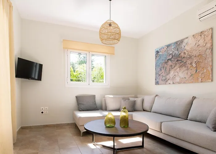 Vasilopoulos Residences - Chloe With Private Pool فيلة *